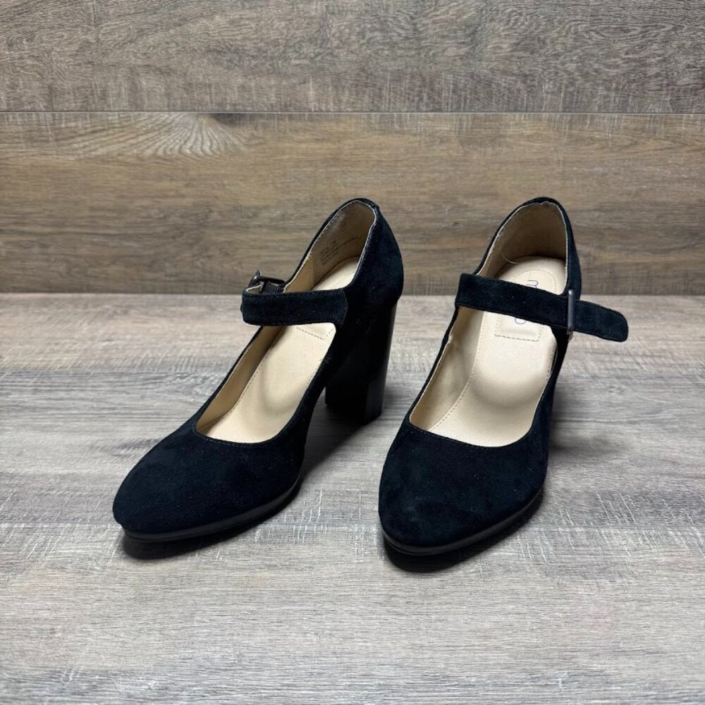 Me Too Crystal Black Suede Mary Jane Heels Women's Size 7.5